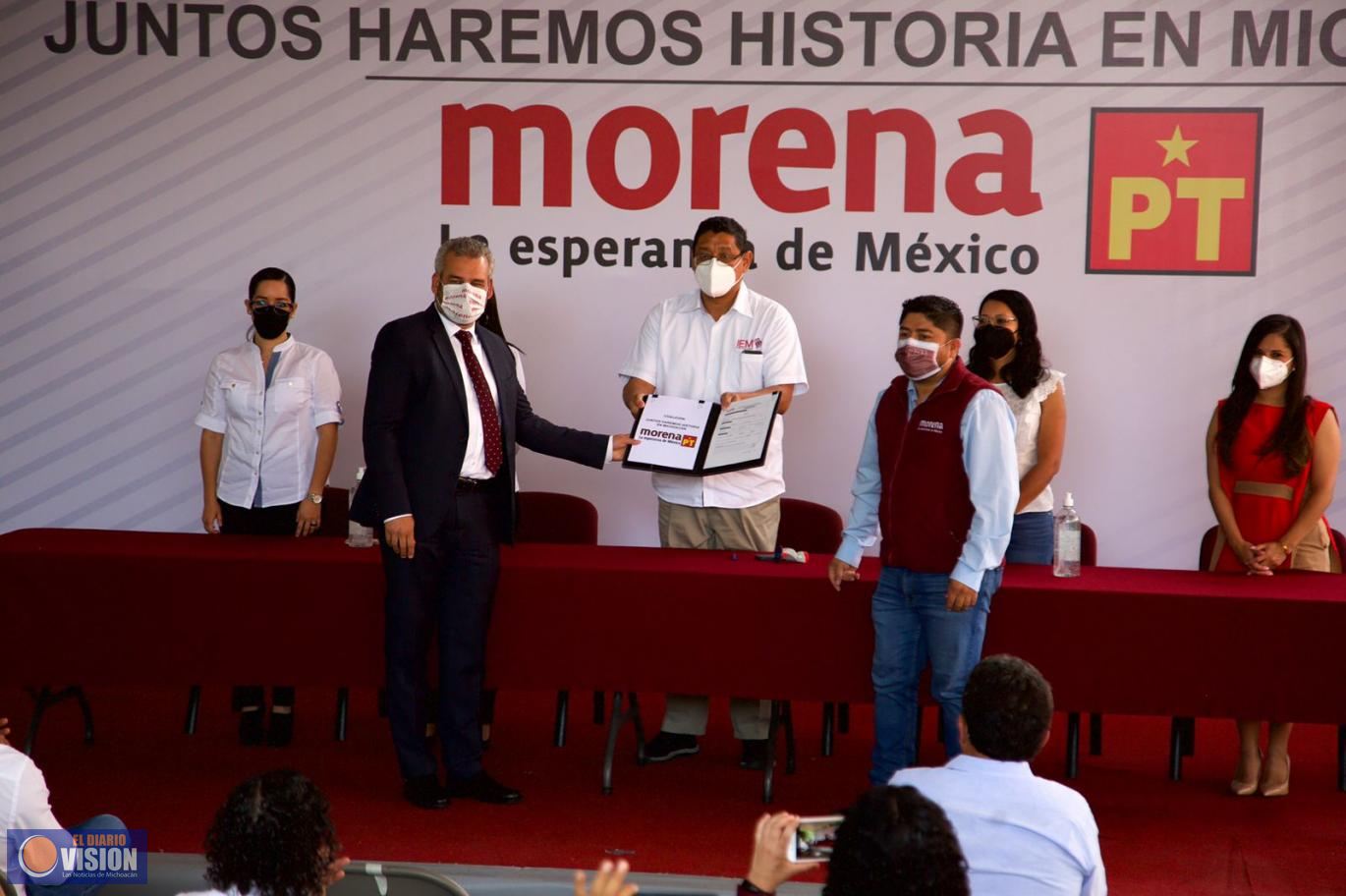 IEM válida candidatura de Alfredo Ramírez Bedolla para gobernador