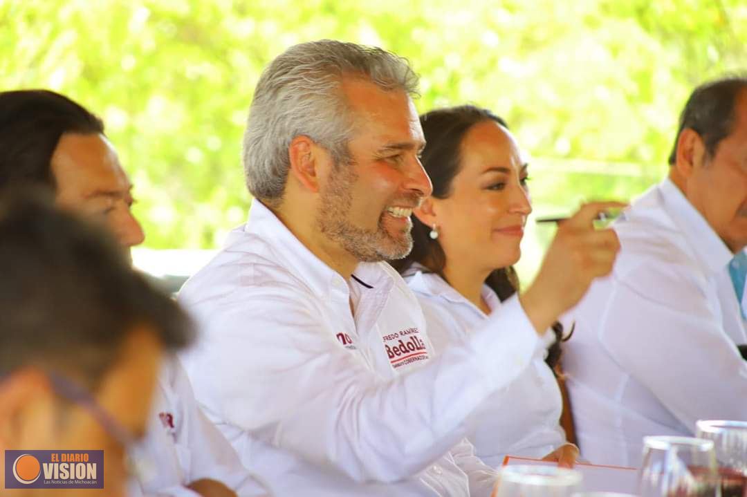 Por Michoacán, coordinación total con AMLO, ofrece Bedolla a empresarios