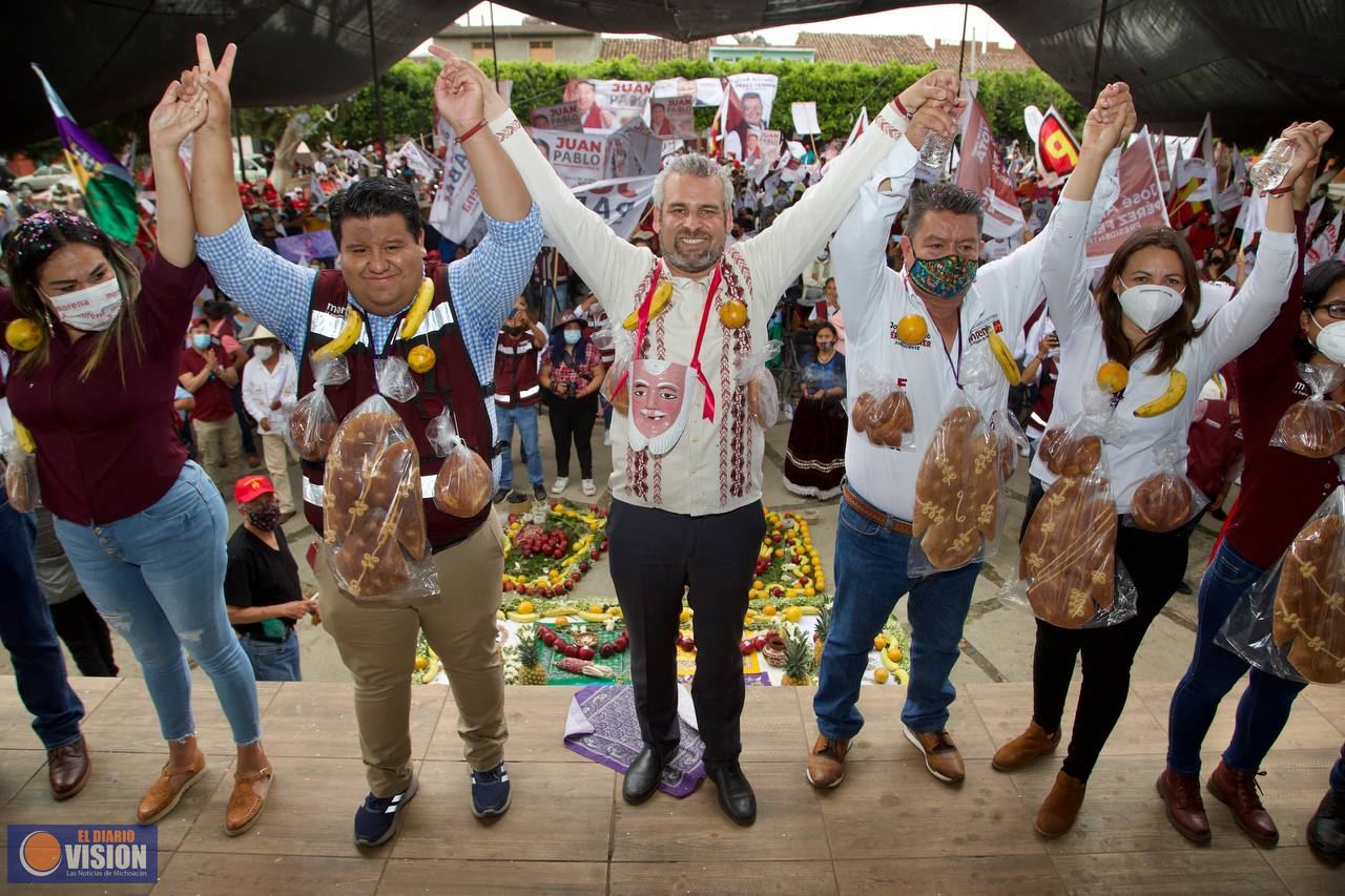 Bedolla asume compromisos con pueblos indígenas de Michoacán