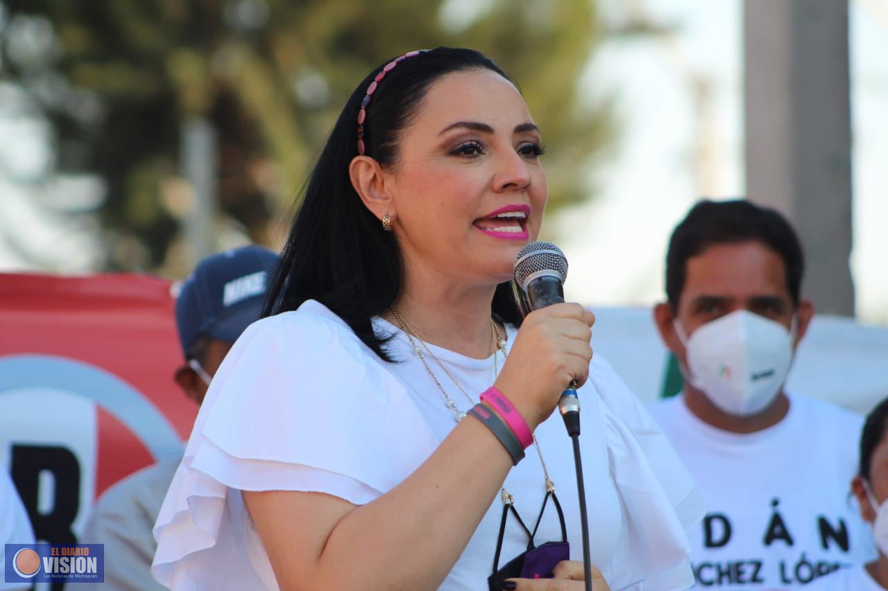 Confirma Ramírez Bedolla su desinterés hacia l@s niñ@s michoacan@s: Adriana Hernández