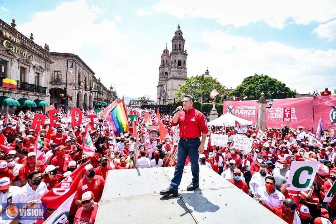 Alejandro Moreno 