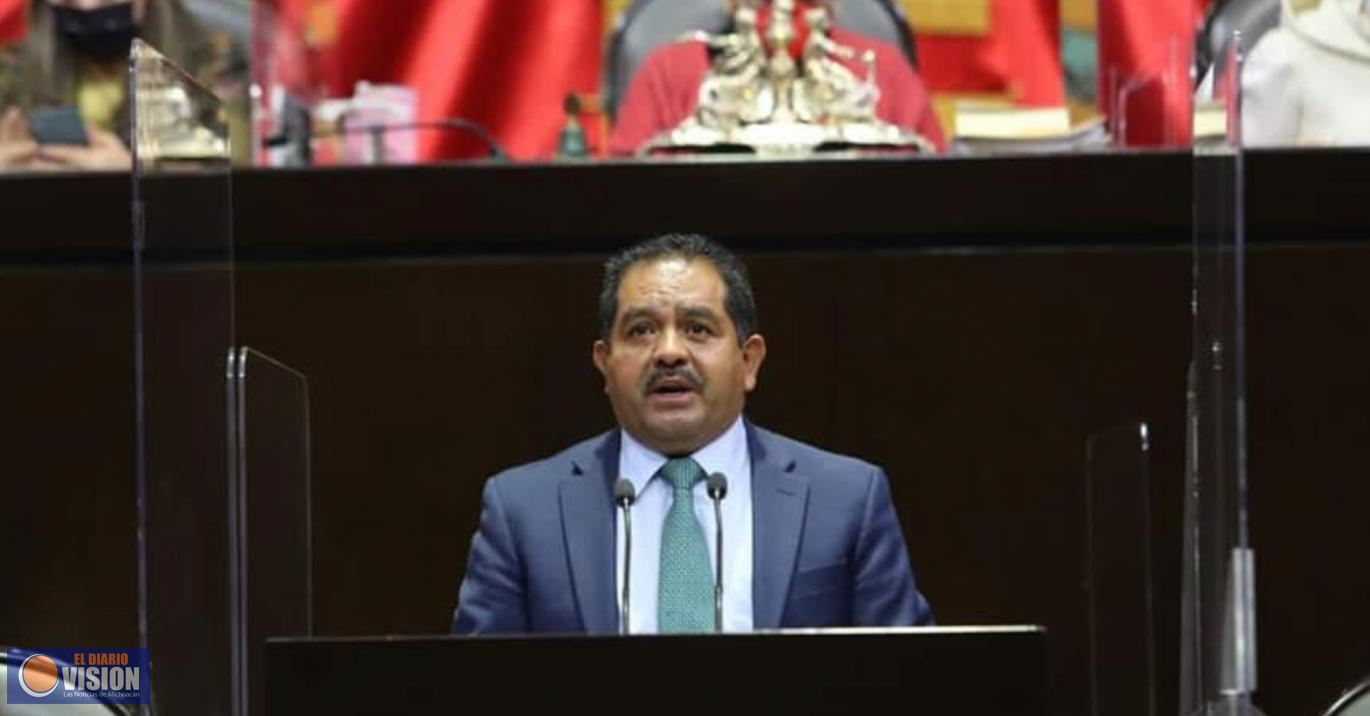 Lupillo Aguilera exige reducir excesiva importación de granos y demanda fortalecer al campo