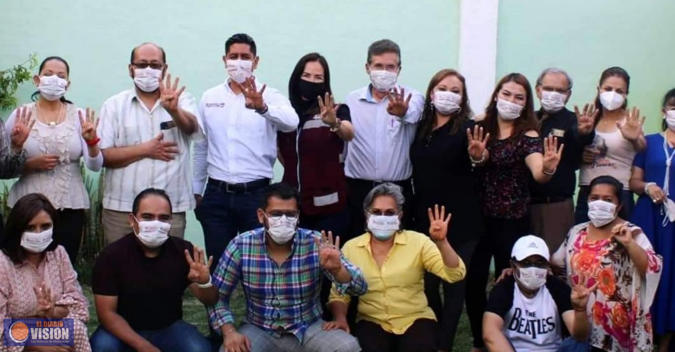 Rubén Arróniz se reúne con integrantes de la Asociación Nacional de Profesionistas en Salud Pública.