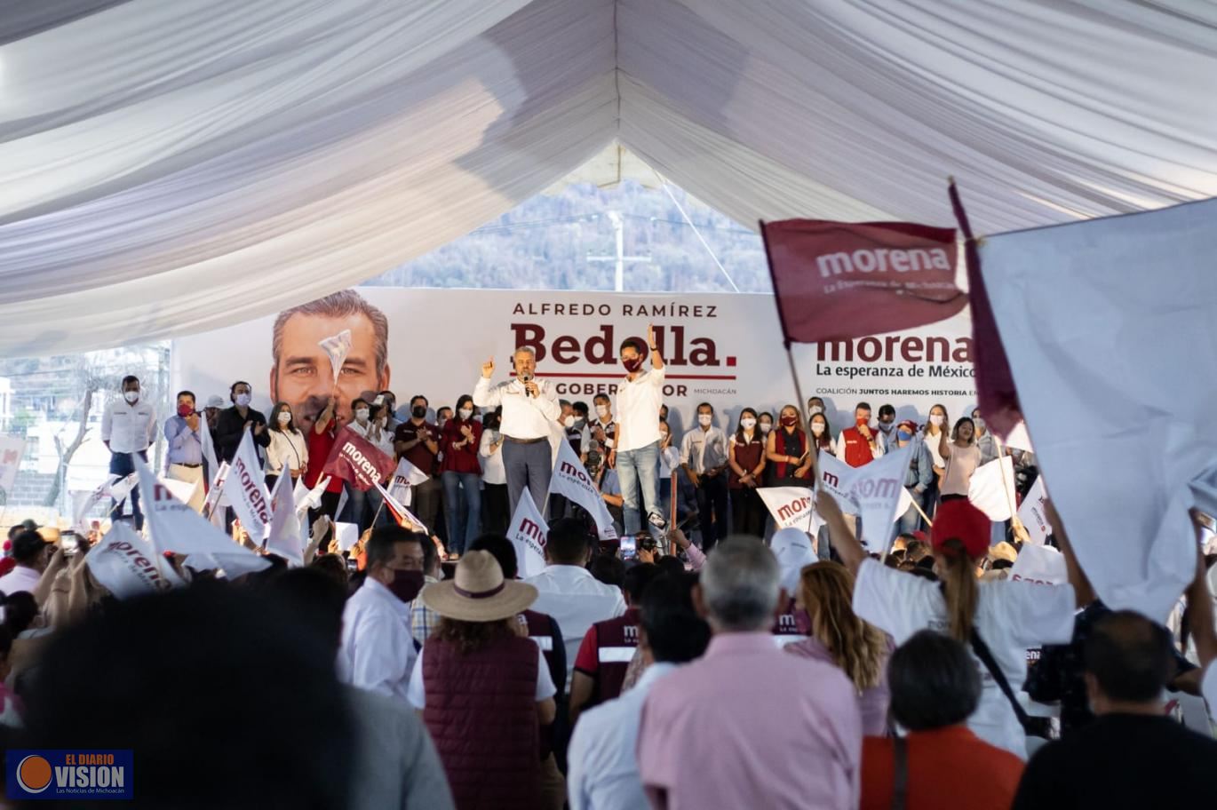Cada vez más eligen a Morena porque quieren un cambio verdadero: Bedolla