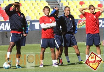 Compromiso por los colores: Monarcas