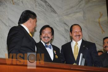 Recibe Enrique Acha Daza Presea Melchor Ocampo