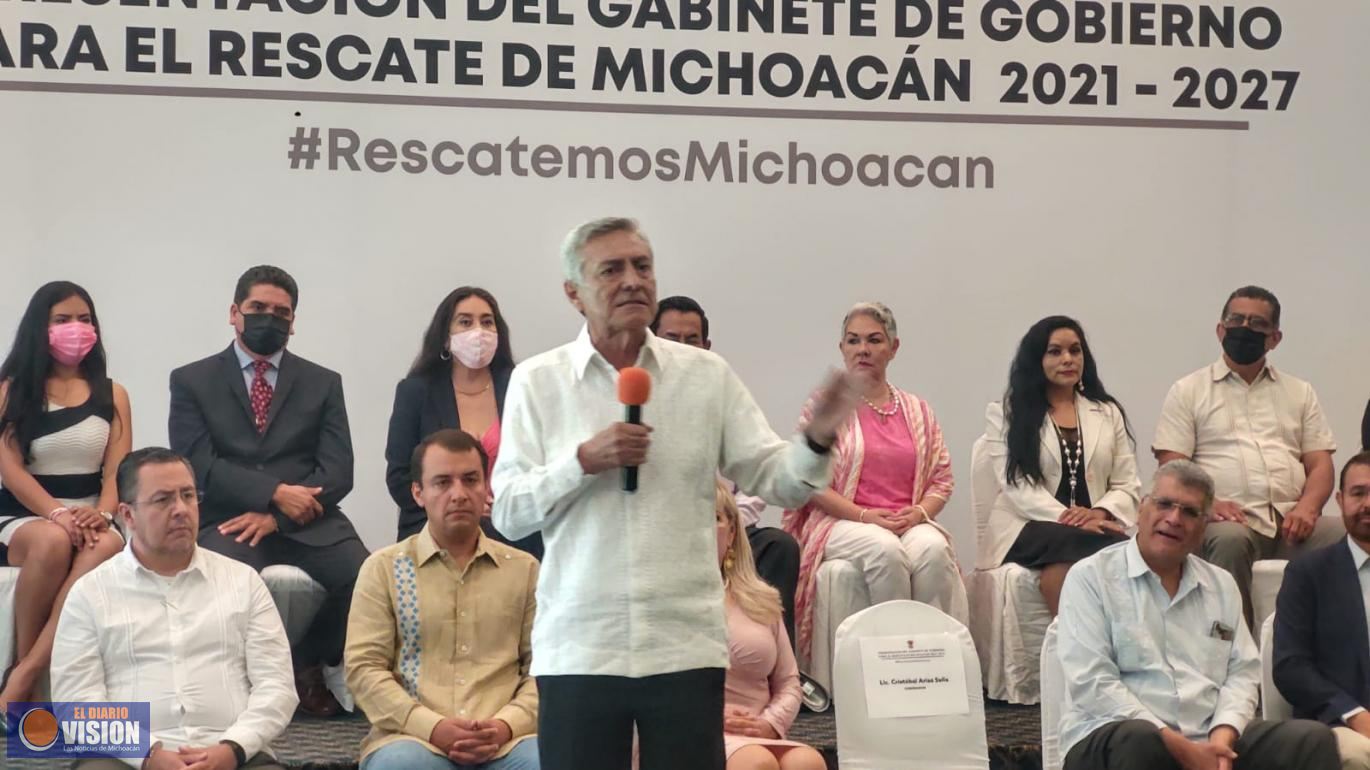 Cristóbal Arias, presentó su gabinete de gobierno en caso de ganar la elección a gobernador 