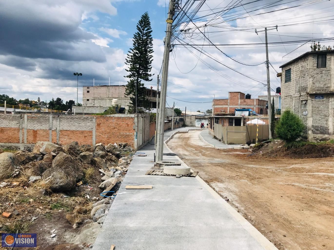 Gobierno de Morelia mejora imagen urbana con pavimentación en col. Manantiales Poniente
