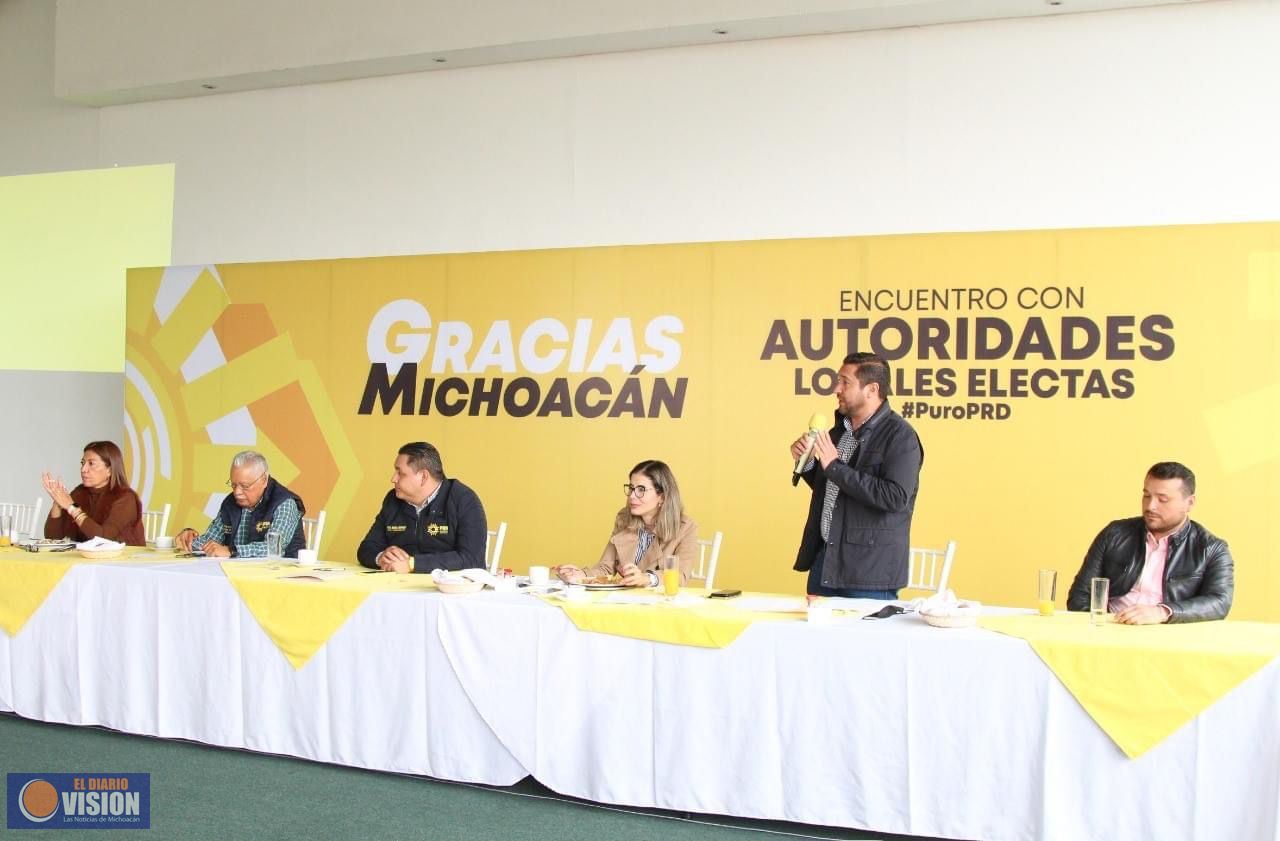 PRD Michoacán acompaña a sus autoridades electas en proceso entrega-recepción 