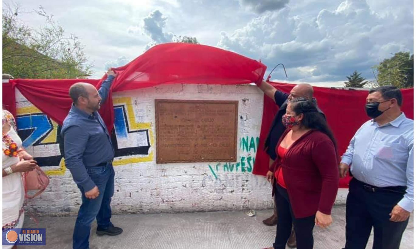 Eric Gaona García, inauguró una obra en la tenencia de Uruétaro