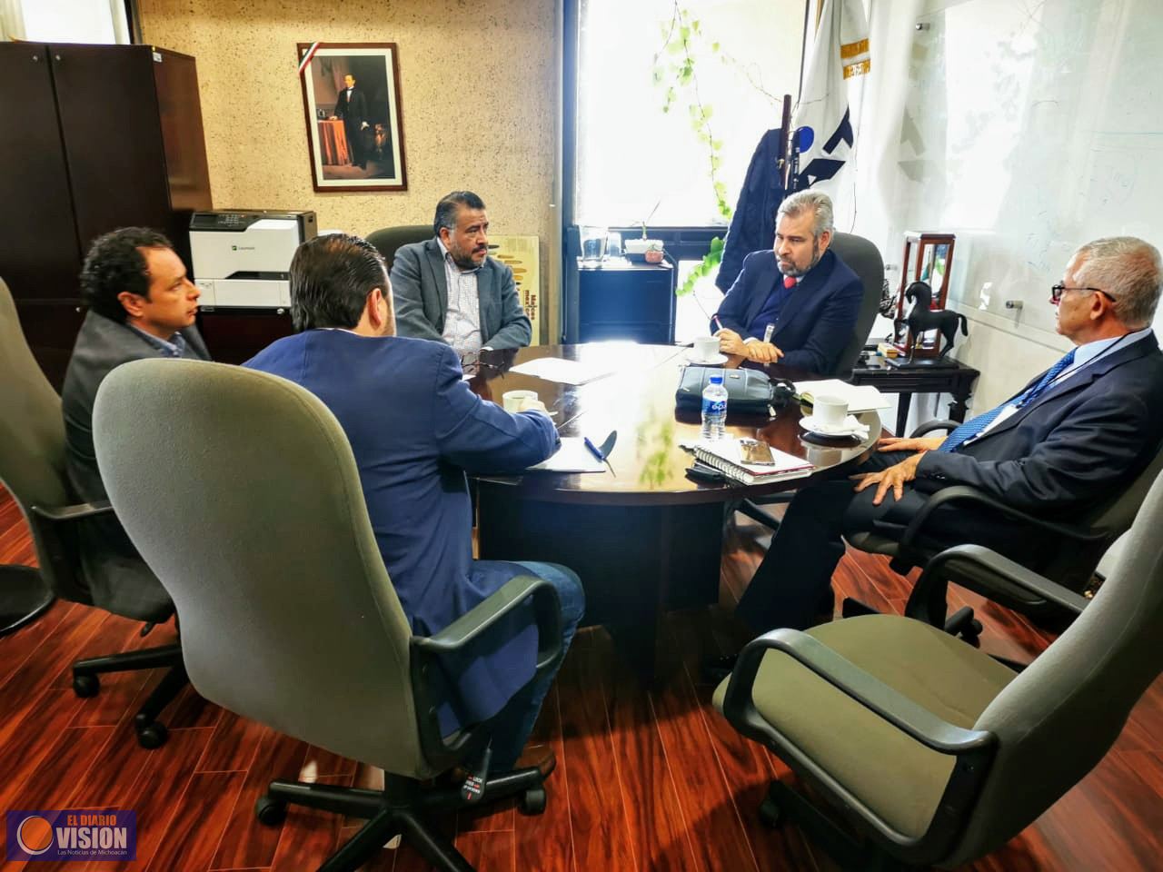 Bedolla pone fin a disputa con gobierno de AMLO e inicia gestiones de apoyo federal