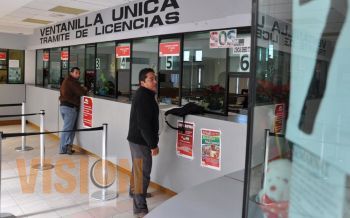 Exhortan a establecimientos a revalidar sus licencias este año 2012