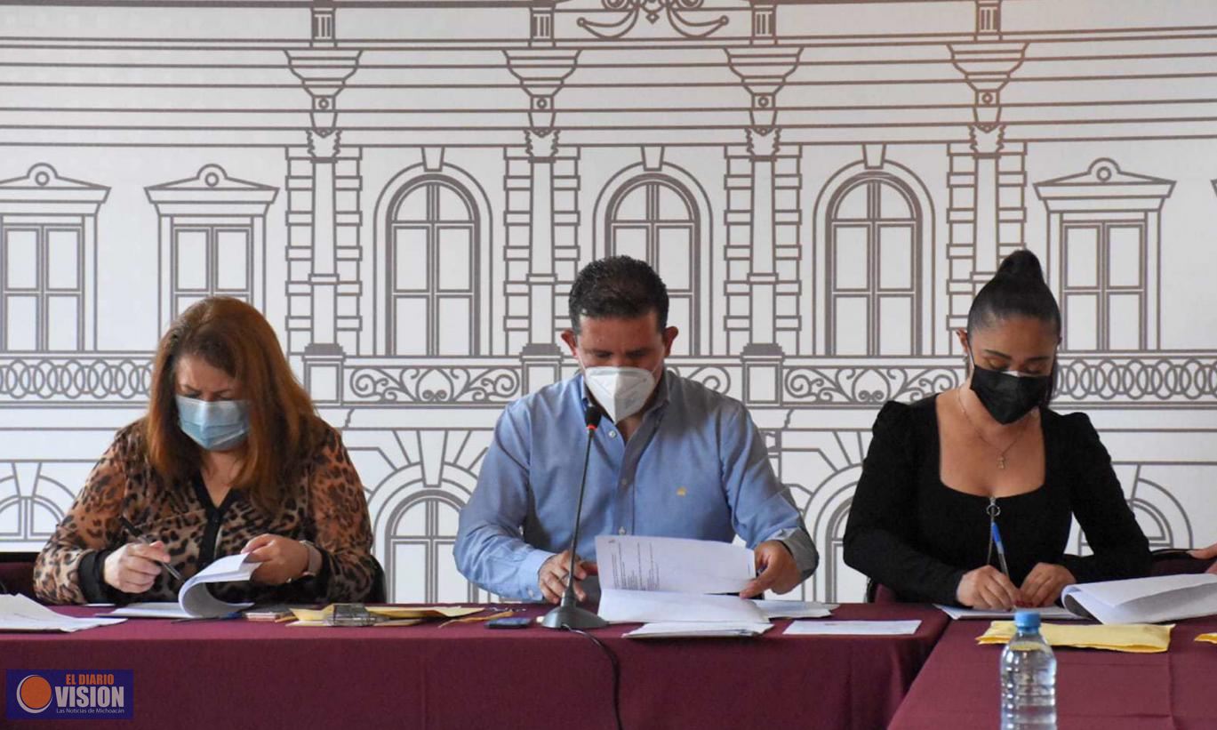 Aplican diputados examen de conocimientos a aspirantes a Auditor Especial de Normatividad