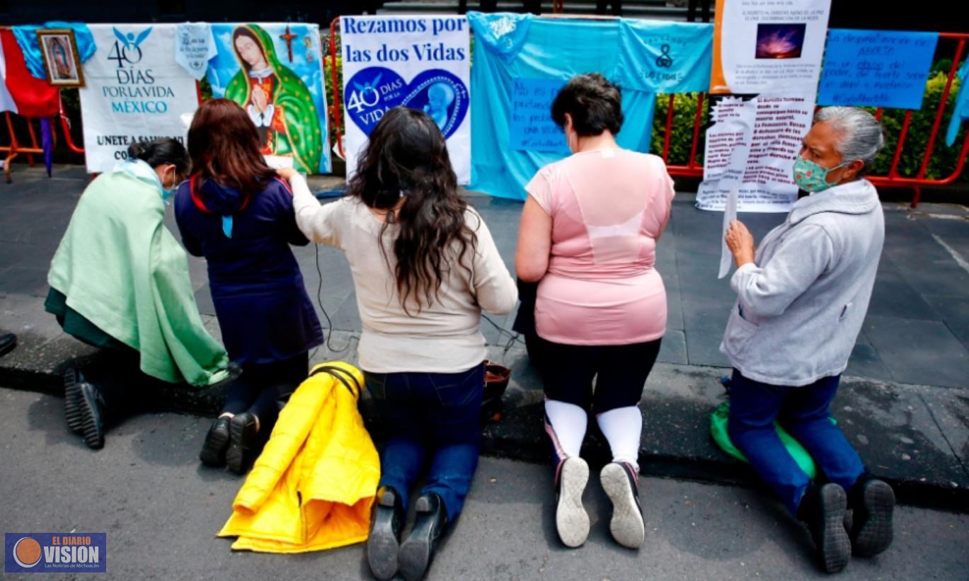  Debemos ser respetuosos de la legalidad: AMLO sobre despenalización del aborto