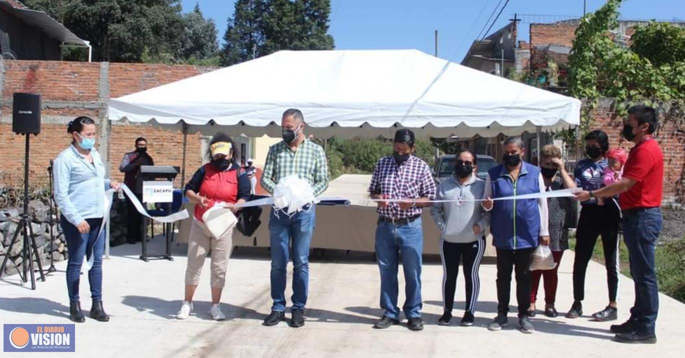 Luis Felipe León Balbanera continúa con la entrega de obras públicas para Zacapu