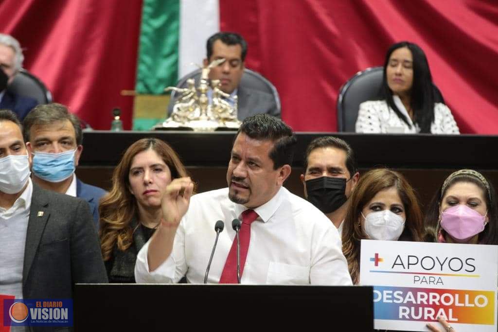 Estamos comprometidos con el campo y vamos a defenderlo: Roberto Carlos López García.